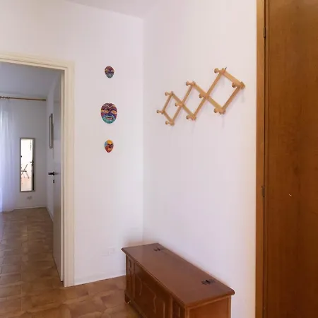 Luminoso Con Ampia Terrazza