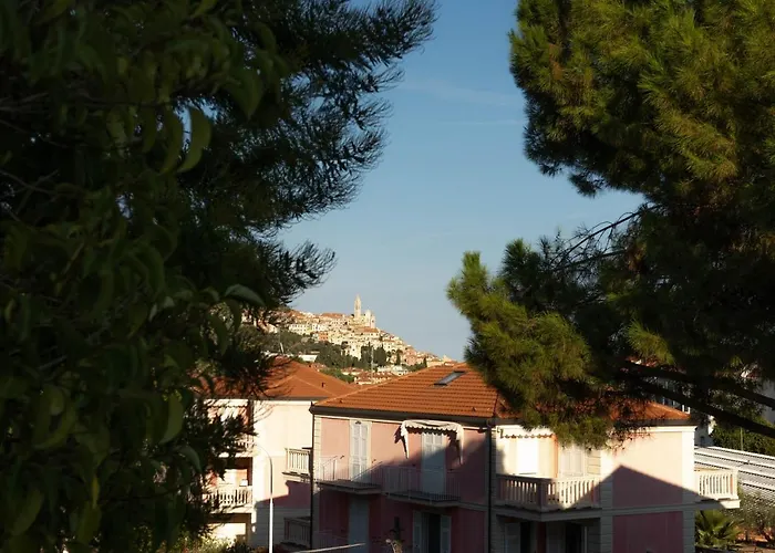Luminoso Con Ampia Terrazza سان بارتولومِيو آل ما